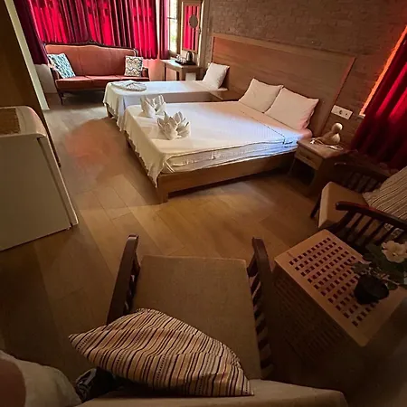 Nocleg ze śniadaniem Casa Callinos 3*