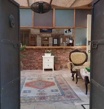 Casa Callinos 3*