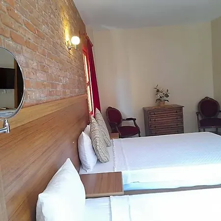 Casa Callinos